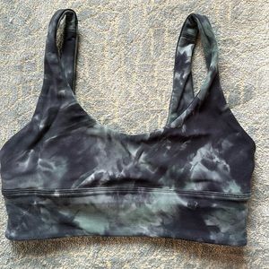 LIKE NEW lululemon align bra size 8
